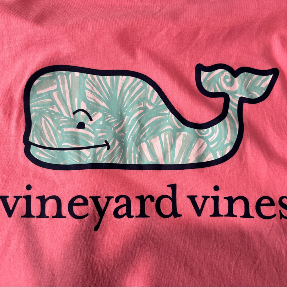 Vineyard Vines Women’s Whale long Sleeve size large